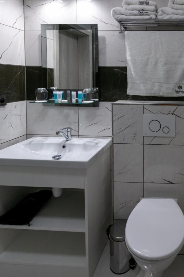 Wellness Hotel Edelweiss 리베레츠 외부 사진