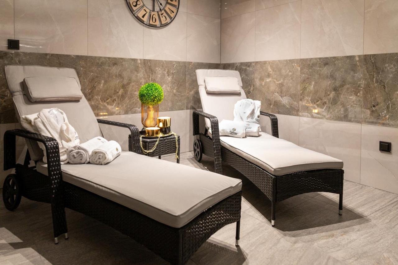 Wellness Hotel Edelweiss 리베레츠 외부 사진
